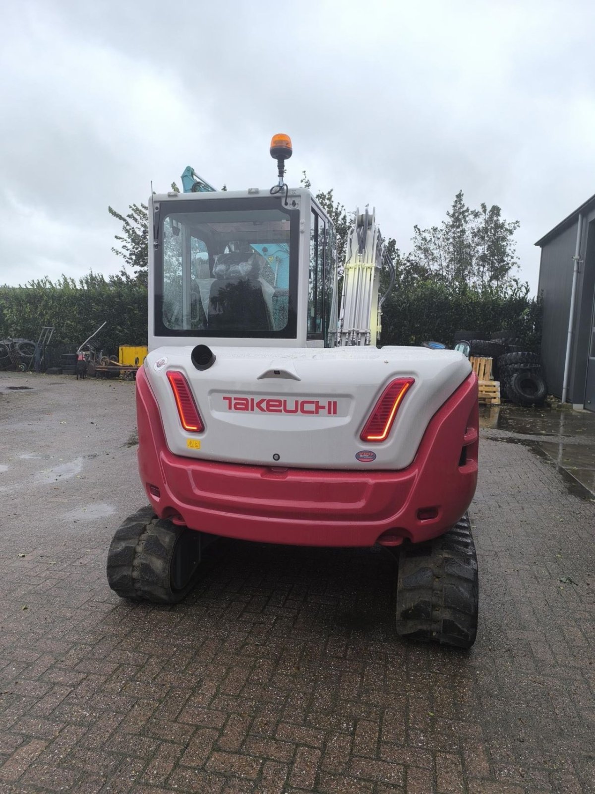 Minibagger typu Takeuchi TB370, Gebrauchtmaschine w Hardegarijp (Zdjęcie 3)