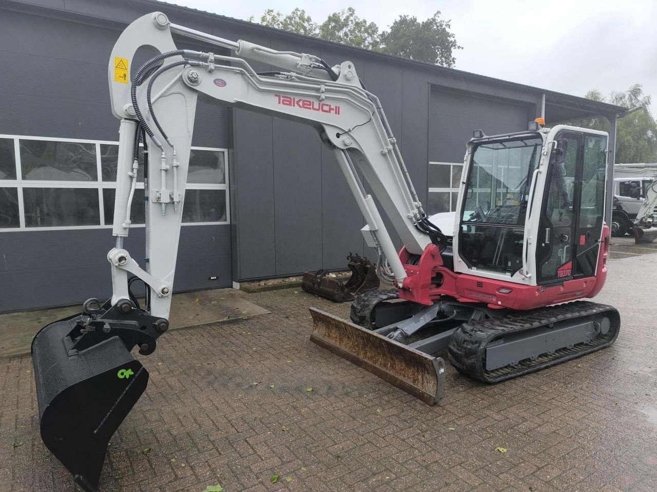 Minibagger typu Takeuchi TB370, Gebrauchtmaschine v Hardegarijp (Obrázok 2)