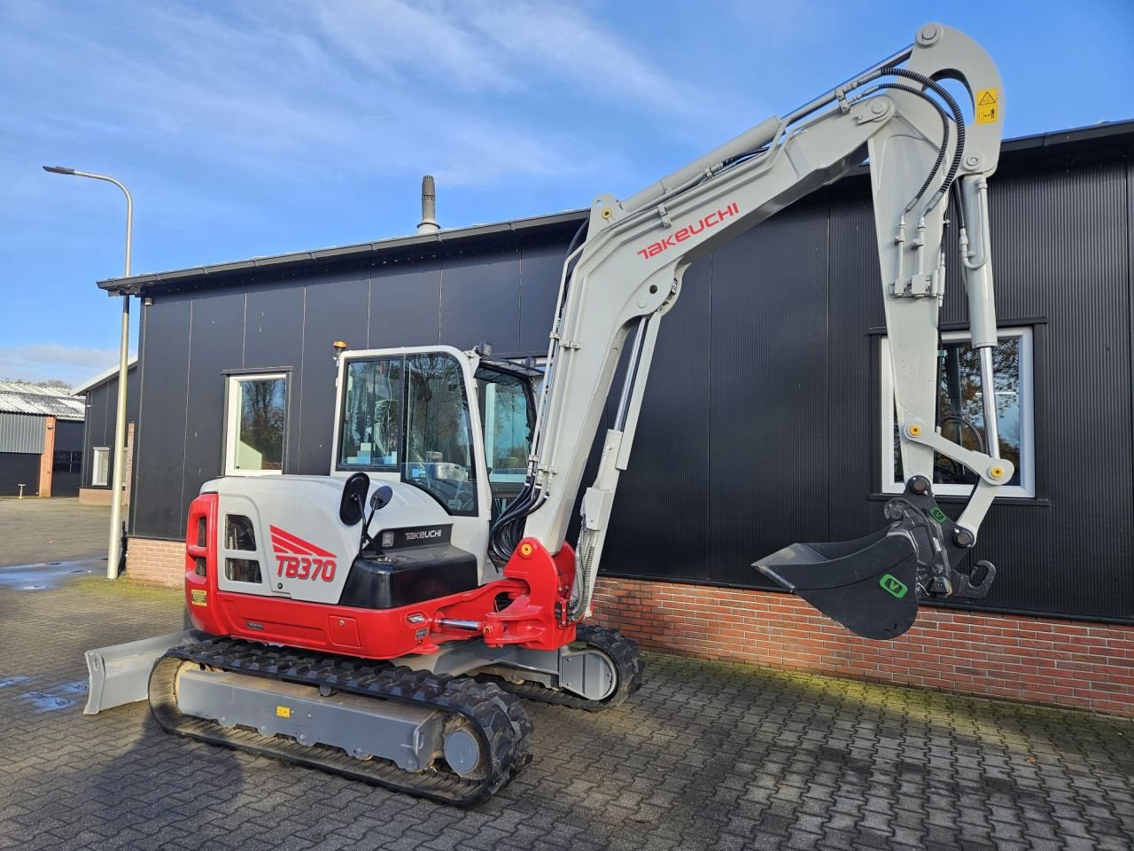 Minibagger от тип Takeuchi TB370, Gebrauchtmaschine в Haaksbergen (Снимка 8)