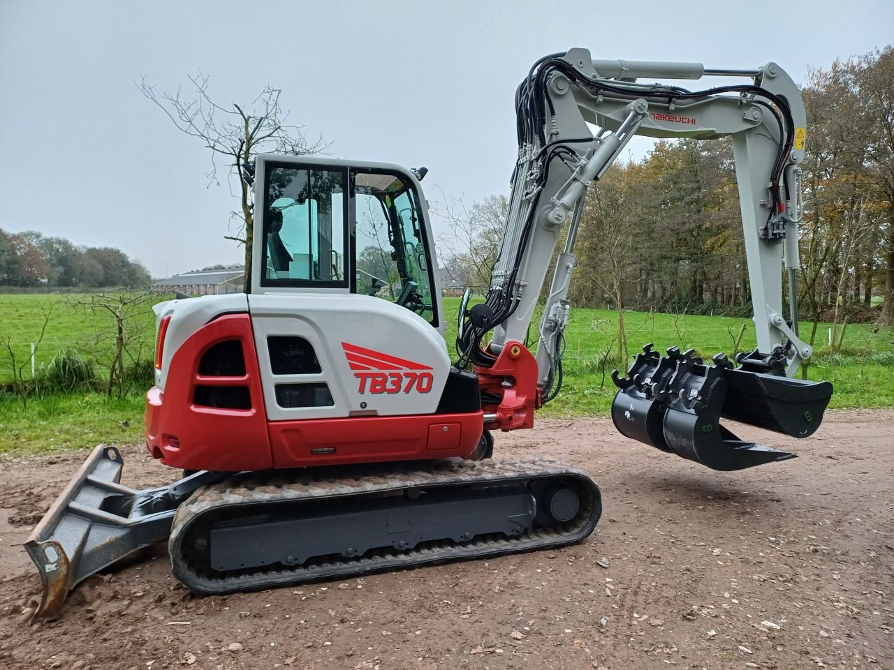 Minibagger типа Takeuchi TB370, Gebrauchtmaschine в Terschuur (Фотография 4)