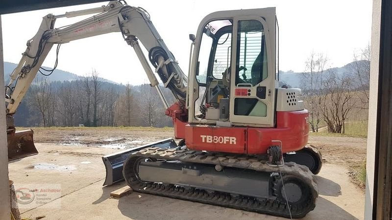 Minibagger des Typs Takeuchi TB80FR, Gebrauchtmaschine in Dimbach (Bild 1)