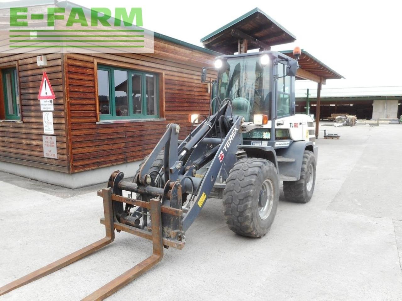 Minibagger des Typs Terex tl 80 ( 5.000kg ), Gebrauchtmaschine in ST. NIKOLAI/DR. (Bild 2)