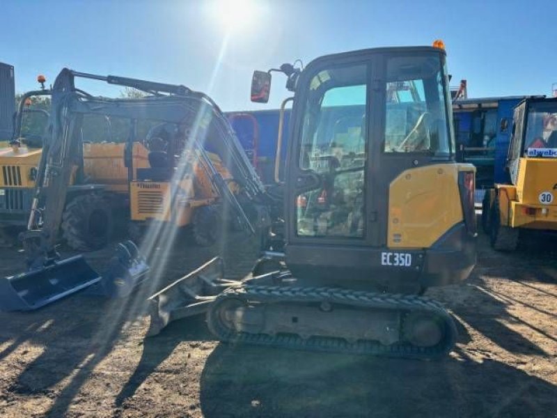 Minibagger des Typs Volvo EC 35 D, Gebrauchtmaschine in MOL (Bild 3)