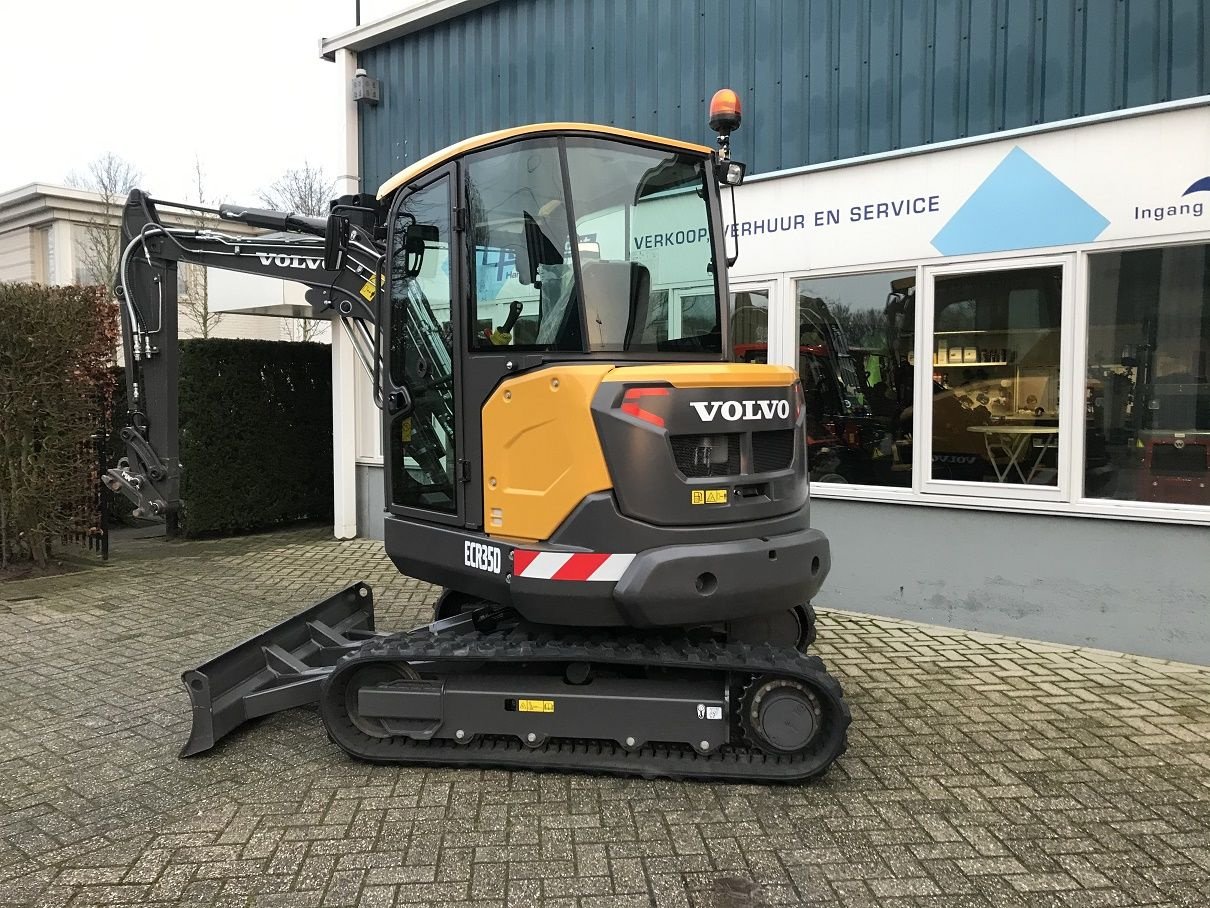 Minibagger a típus Volvo EC15 T/M ECR88/EW60E, Neumaschine ekkor: Oirschot (Kép 4)