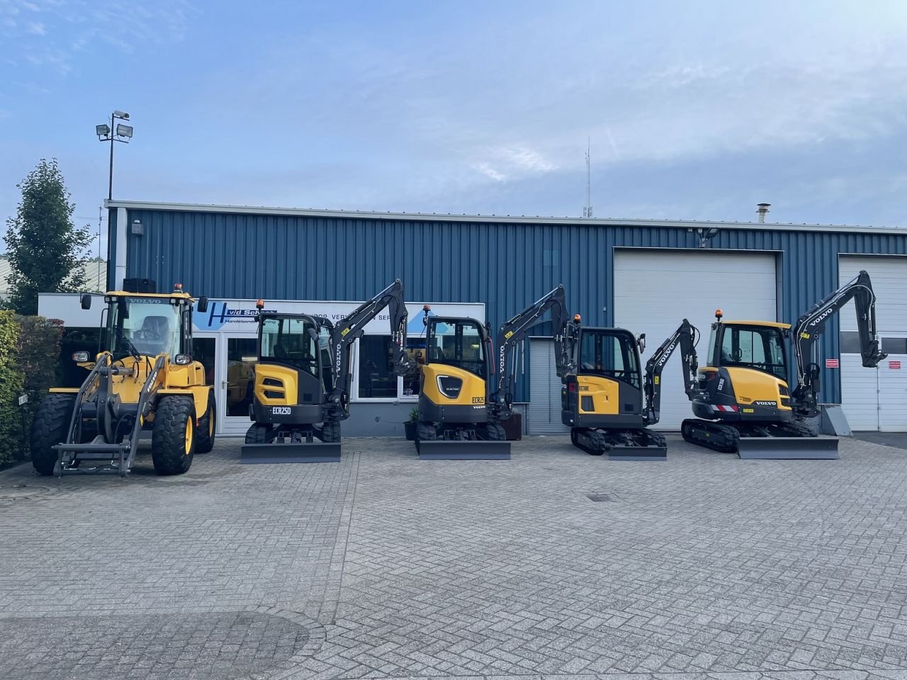 Minibagger del tipo Volvo EC15 T/M ECR88, Neumaschine en Oirschot (Imagen 1)