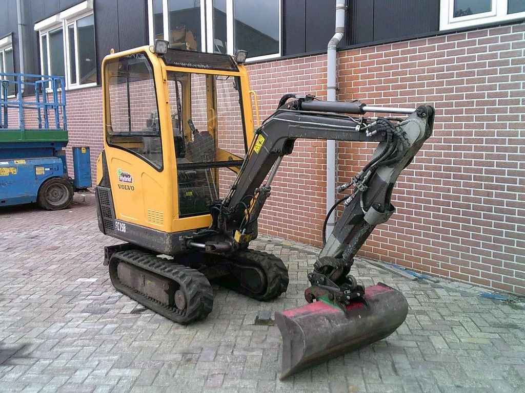 Minibagger Türe ait Volvo EC15B, Gebrauchtmaschine içinde Barneveld (resim 4)