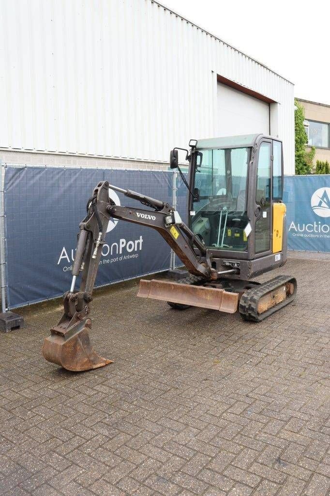 Minibagger typu Volvo EC18D, Gebrauchtmaschine w Antwerpen (Zdjęcie 10)