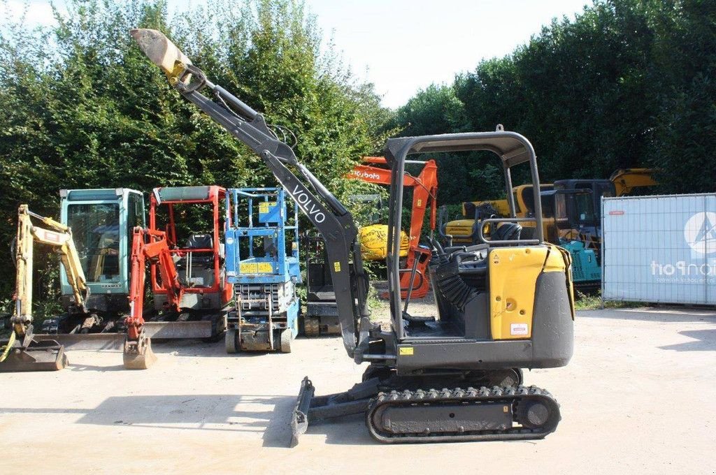 Minibagger Türe ait Volvo EC18D, Gebrauchtmaschine içinde Antwerpen (resim 11)