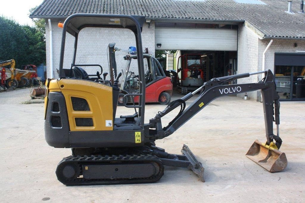 Minibagger a típus Volvo EC18D, Gebrauchtmaschine ekkor: Antwerpen (Kép 8)