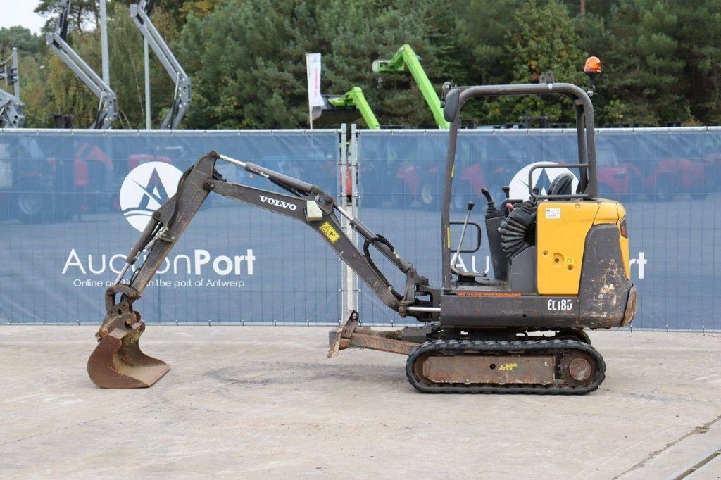 Minibagger van het type Volvo EC18D, Gebrauchtmaschine in Antwerpen (Foto 2)