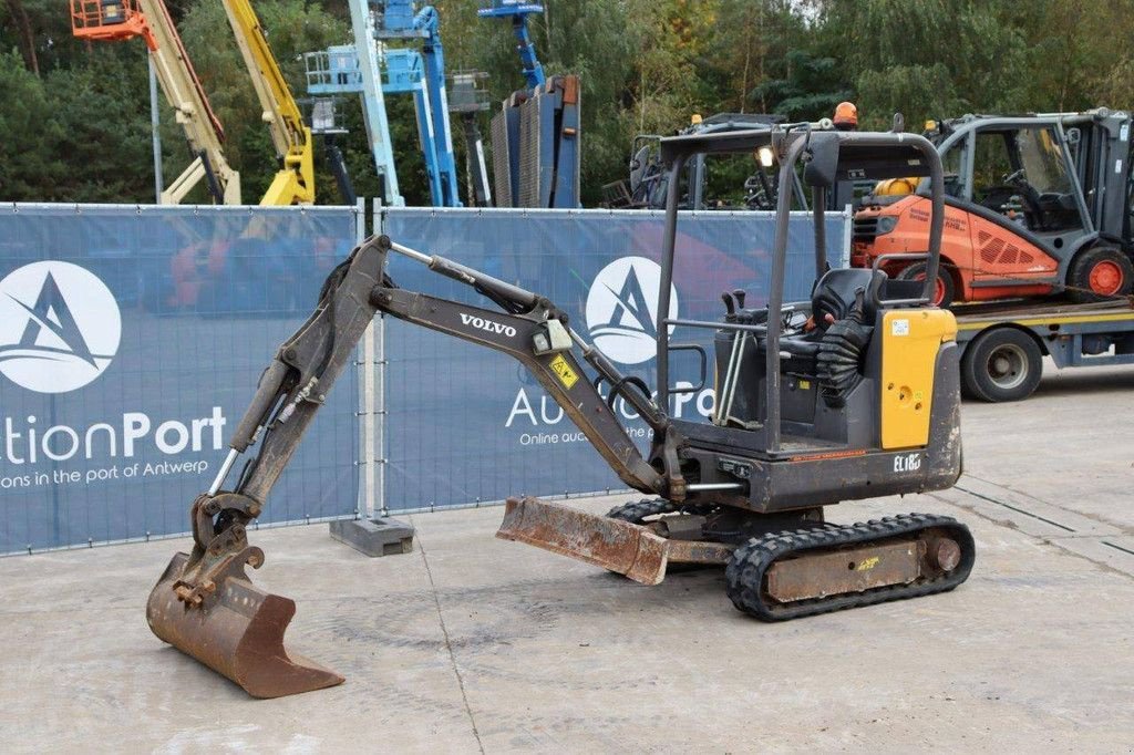 Minibagger Türe ait Volvo EC18D, Gebrauchtmaschine içinde Antwerpen (resim 10)