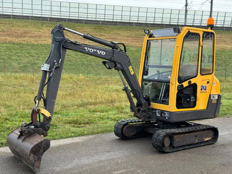 Minibagger of the type Volvo EC20B XTV 3 bakken, Gebrauchtmaschine in Zevenbergschen Hoek (Picture 1)