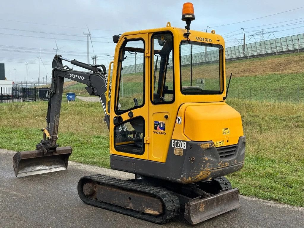 Minibagger des Typs Volvo EC20B XTV 3 bakken, Gebrauchtmaschine in Zevenbergschen Hoek (Bild 3)