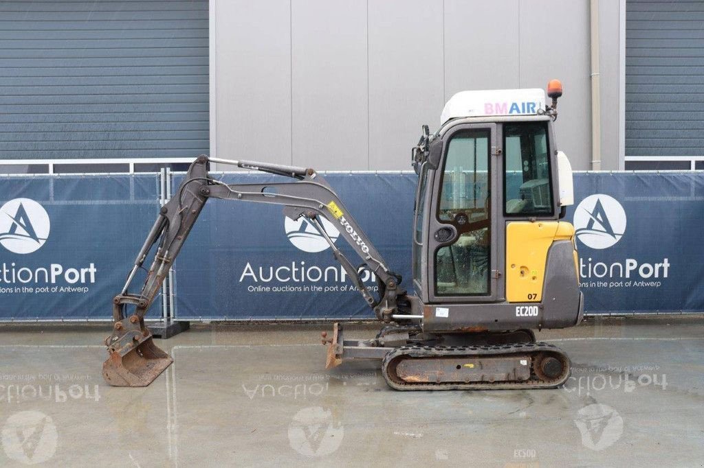 Minibagger des Typs Volvo EC20D, Gebrauchtmaschine in Antwerpen (Bild 2)