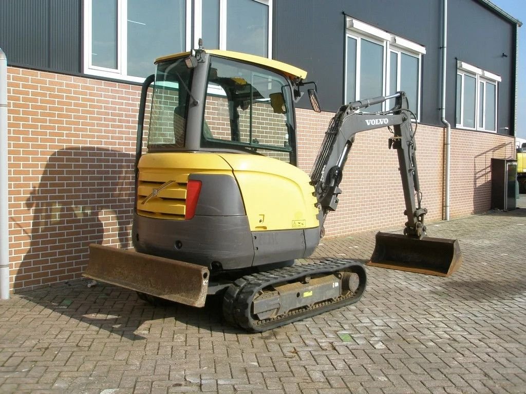 Minibagger tip Volvo EC27C, Gebrauchtmaschine in Barneveld (Poză 3)