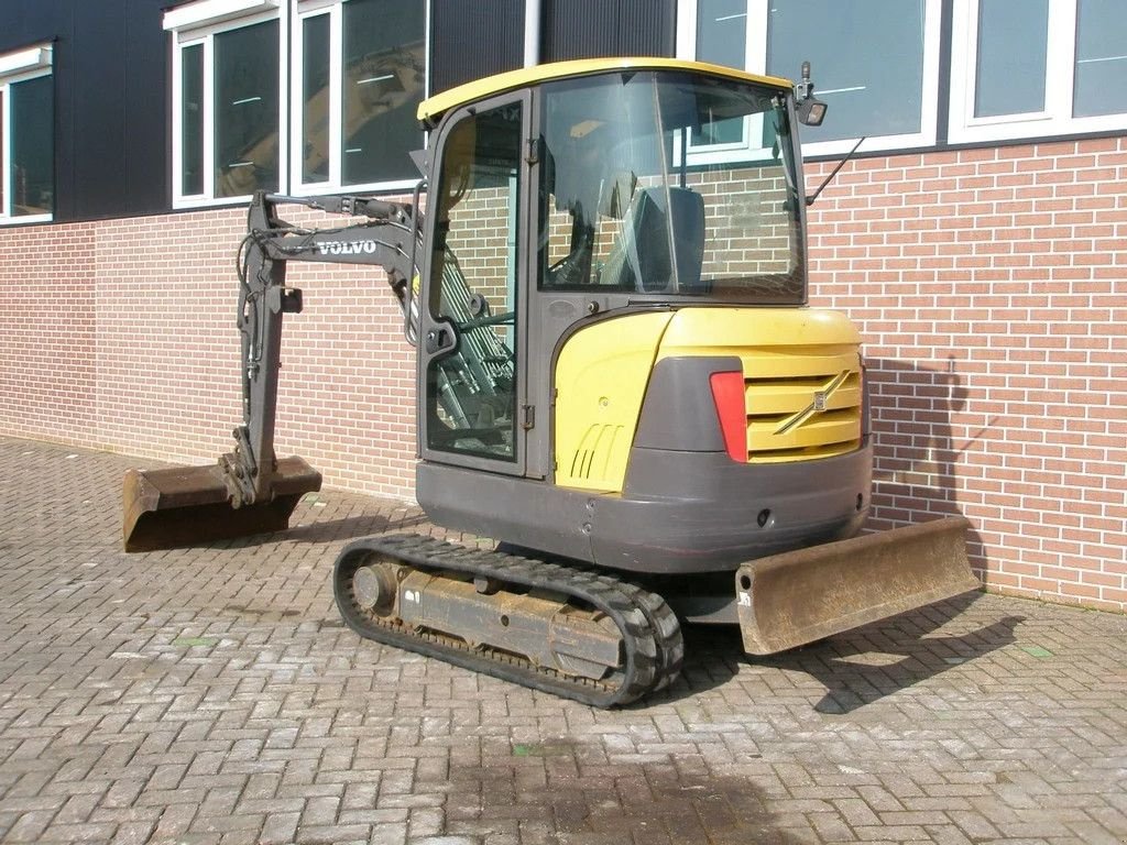 Minibagger typu Volvo EC27C, Gebrauchtmaschine v Barneveld (Obrázok 2)