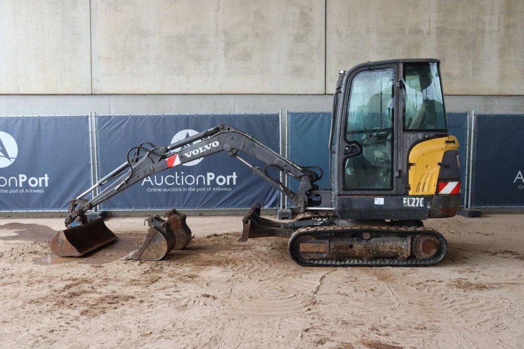 Minibagger a típus Volvo EC27C, Gebrauchtmaschine ekkor: Antwerpen (Kép 2)