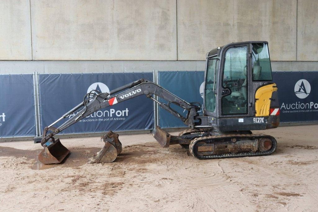 Minibagger typu Volvo EC27C, Gebrauchtmaschine w Antwerpen (Zdjęcie 1)