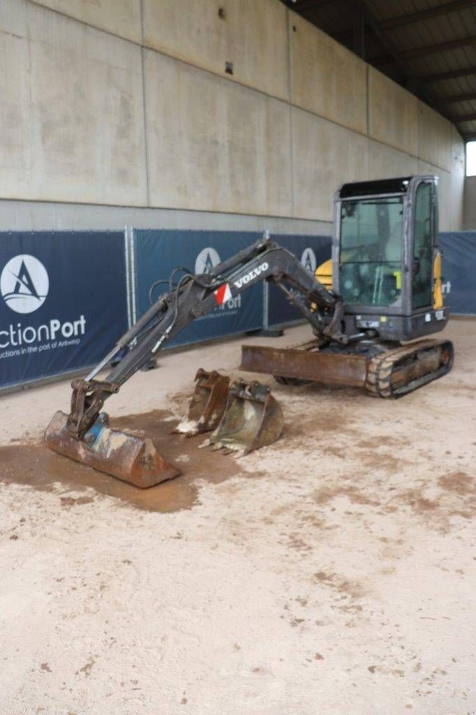 Minibagger typu Volvo EC27C, Gebrauchtmaschine v Antwerpen (Obrázok 10)