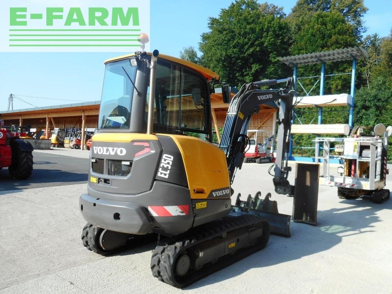 Minibagger des Typs Volvo ec35d ( 3.520kg ) powertilt + hydr. sw + 3 löffe, Gebrauchtmaschine in ST. NIKOLAI/DR. (Bild 4)