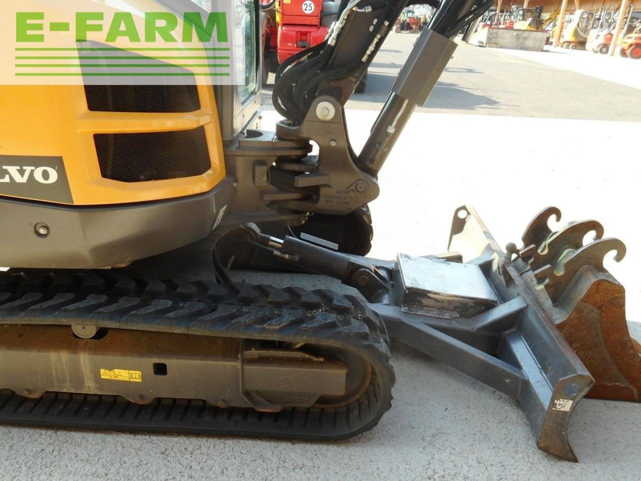 Minibagger Türe ait Volvo ec35d ( 3.520kg ) powertilt + hydr. sw + 3 löffe, Gebrauchtmaschine içinde ST. NIKOLAI/DR. (resim 15)