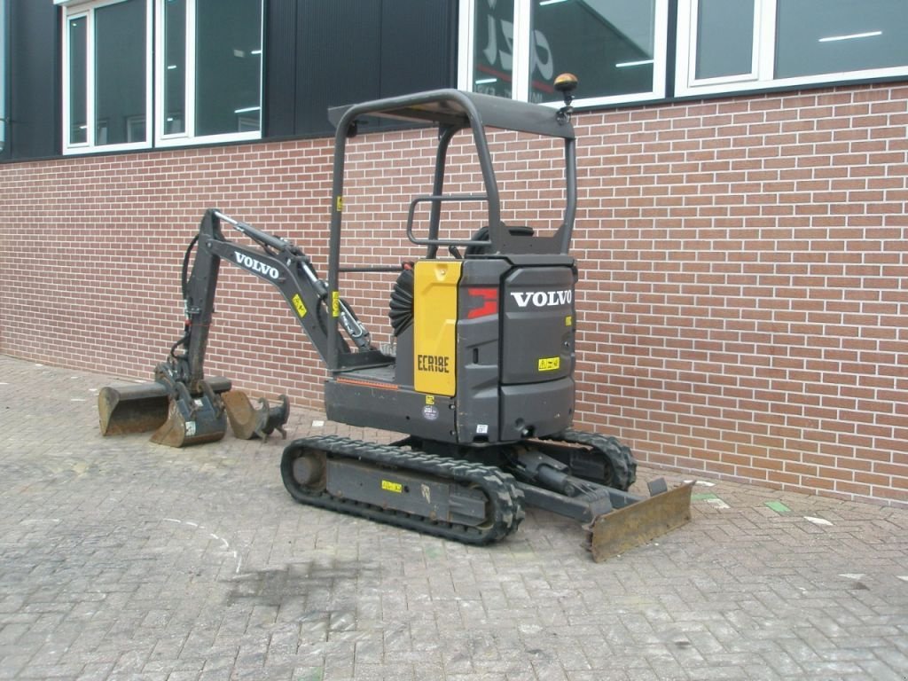 Minibagger Türe ait Volvo ECR18E, Gebrauchtmaschine içinde Barneveld (resim 2)