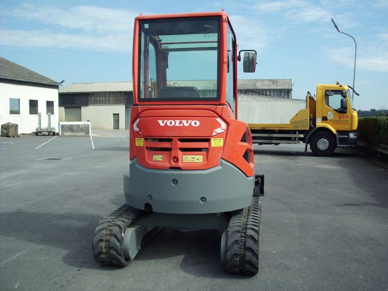 Minibagger of the type Volvo ECR25D, Gebrauchtmaschine in St Cyr/Morin (Picture 4)