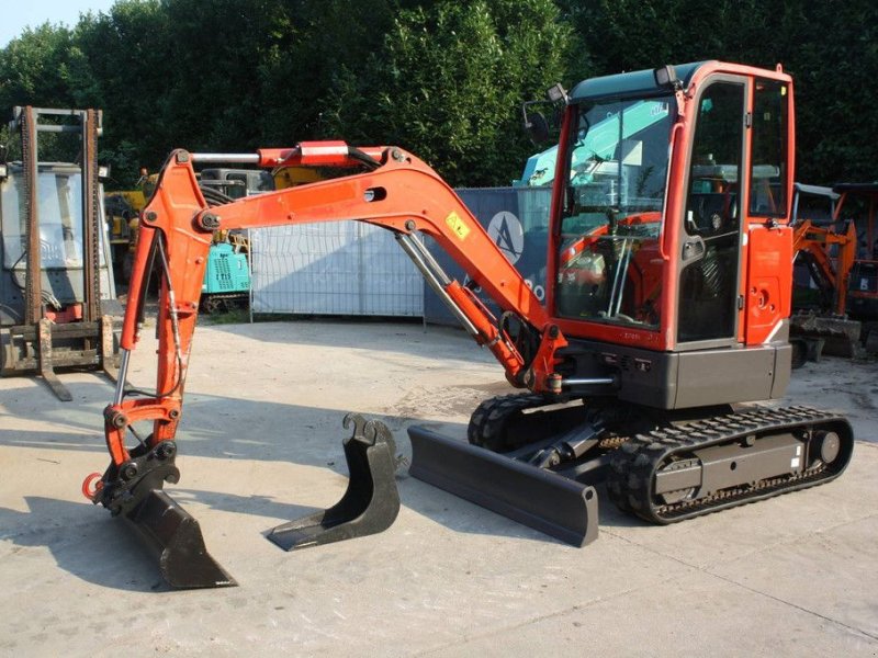 Minibagger van het type Volvo ECR25D, Gebrauchtmaschine in Antwerpen (Foto 1)