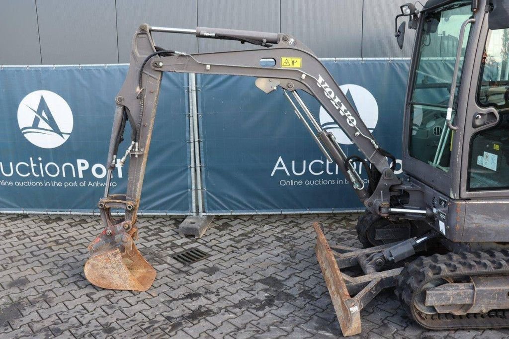 Minibagger del tipo Volvo ECR25D, Gebrauchtmaschine en Antwerpen (Imagen 10)