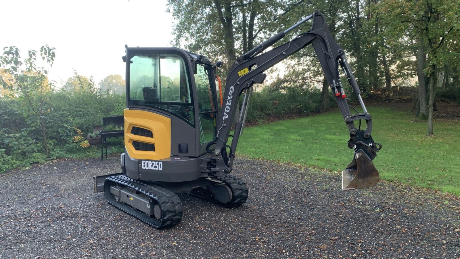 Minibagger tip Volvo ECR25D, Gebrauchtmaschine in Herpen (Poză 3)