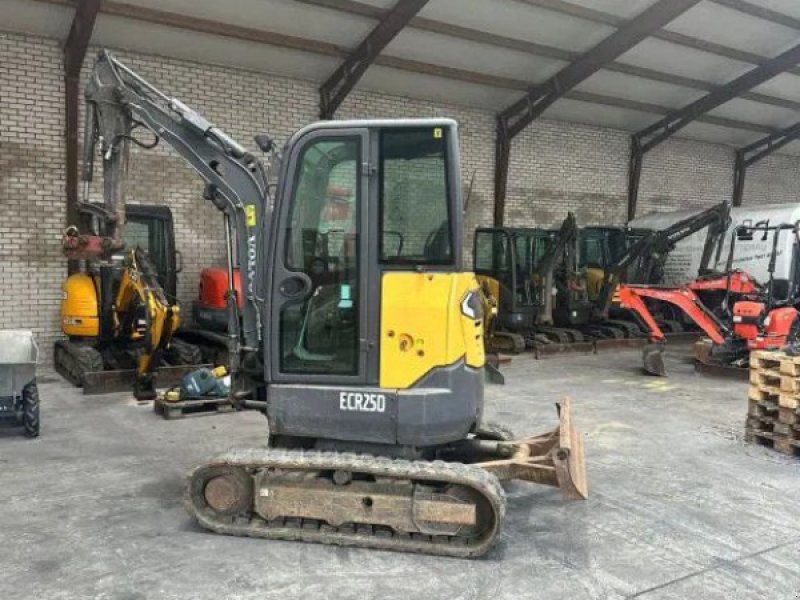 Minibagger typu Volvo ECR25D, Gebrauchtmaschine v Winterswijk (Obrázok 1)