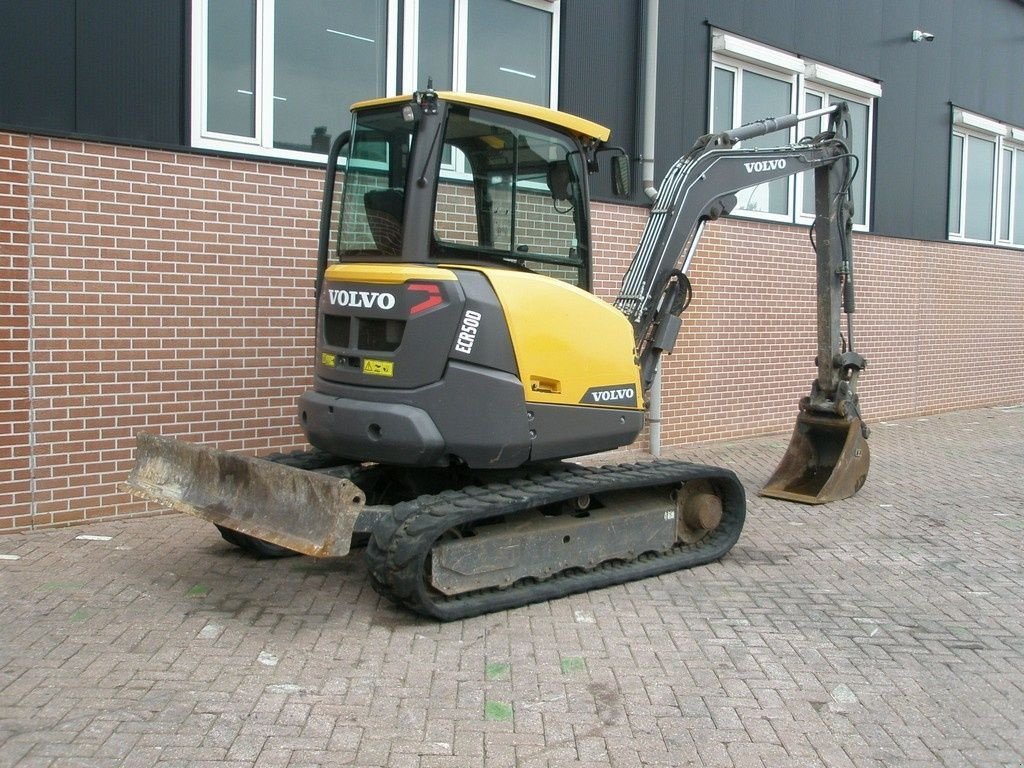 Minibagger Türe ait Volvo ECR50D, Gebrauchtmaschine içinde Barneveld (resim 4)