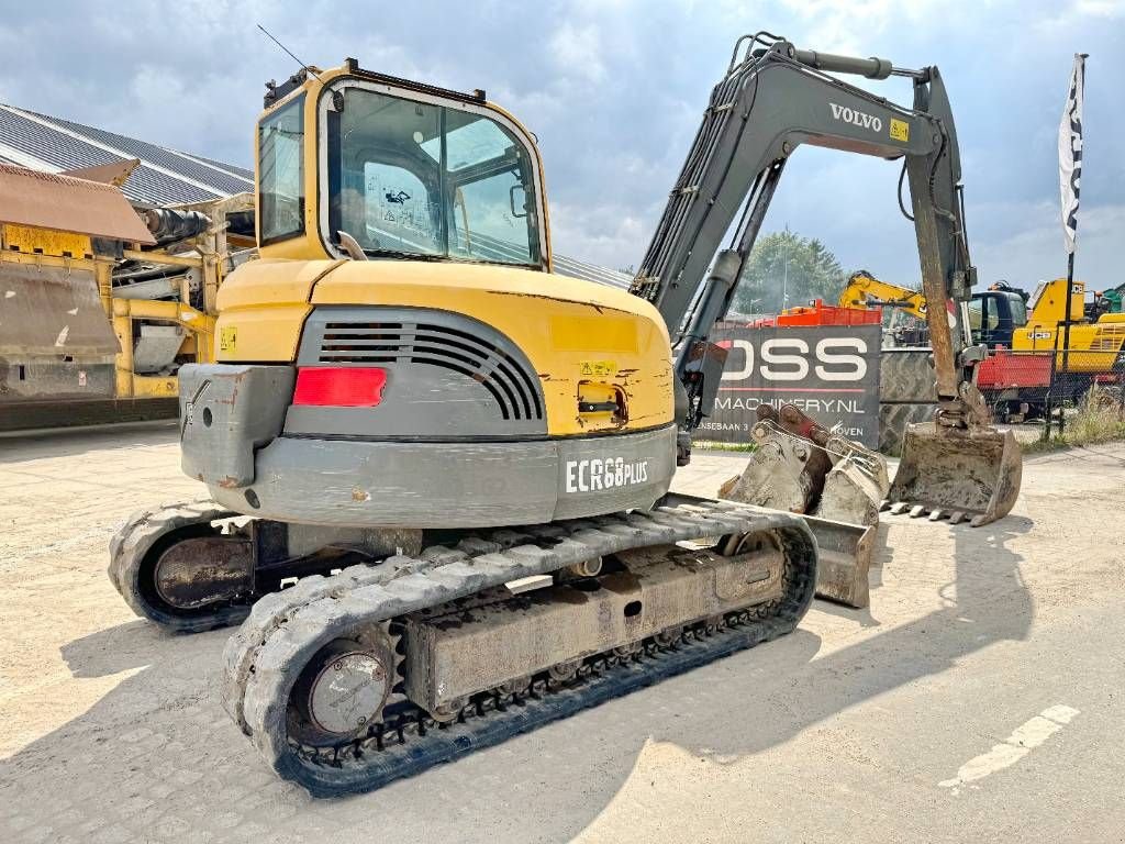 Minibagger typu Volvo ECR88 Plus - 5 Buckets Included / Quick Coupler, Gebrauchtmaschine v Veldhoven (Obrázek 5)