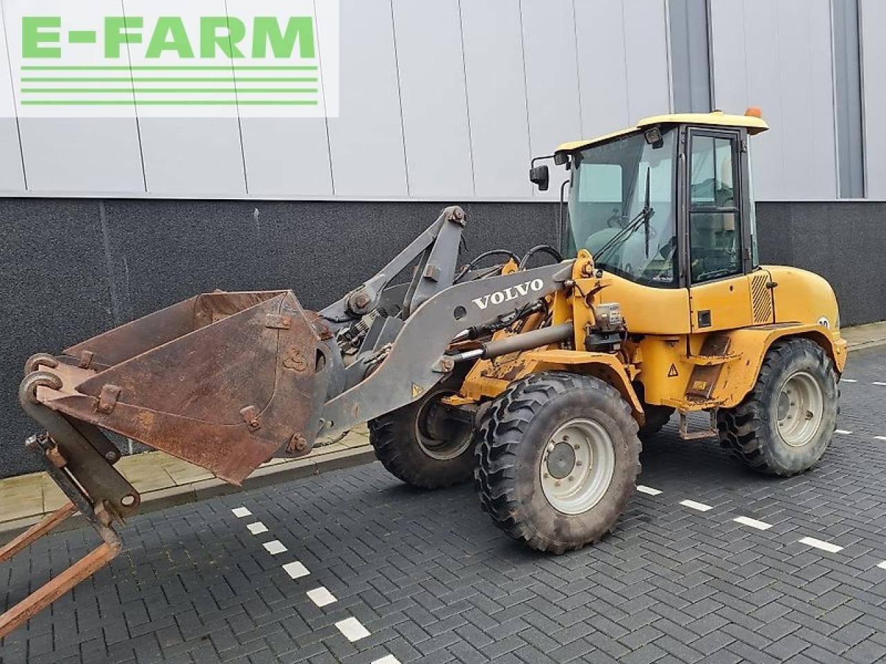 Minibagger tip Volvo l35 incl. bak en lepel, Gebrauchtmaschine in gg VEGHEL (Poză 1)