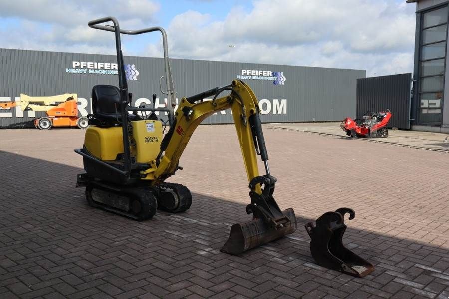 Minibagger des Typs Wacker Neuson E08-01 mini excavator including 2 bu, Gebrauchtmaschine in Groenlo (Bild 2)