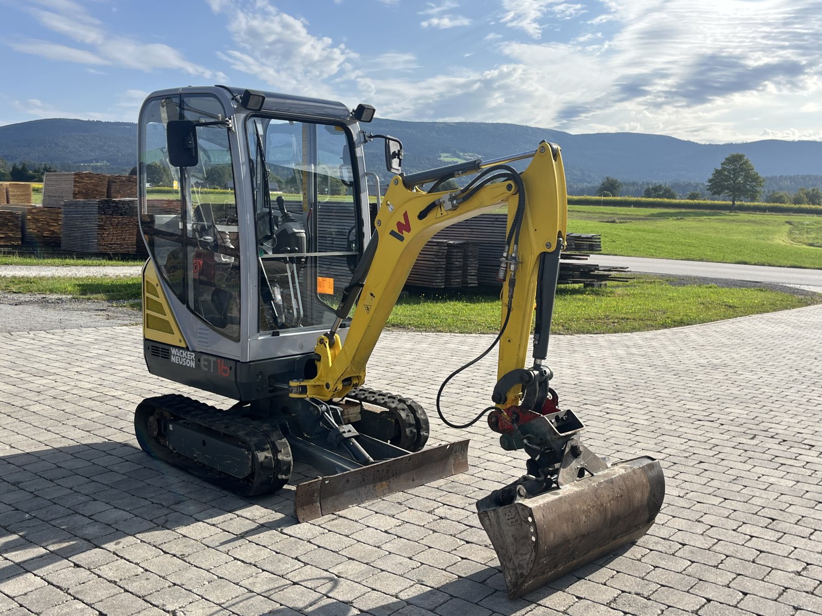 Minibagger du type Wacker Neuson ET 16, Gebrauchtmaschine en Neureichenau (Photo 3)