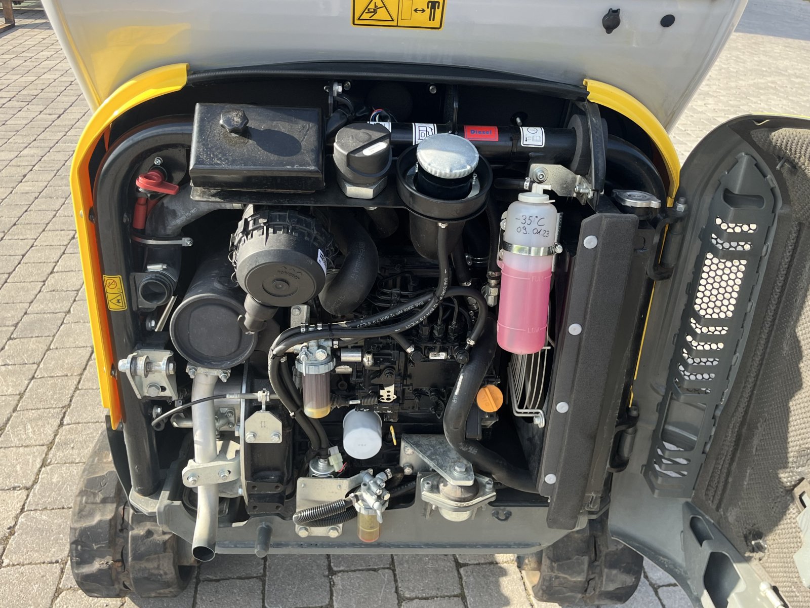 Minibagger du type Wacker Neuson ET 16, Gebrauchtmaschine en Neureichenau (Photo 11)