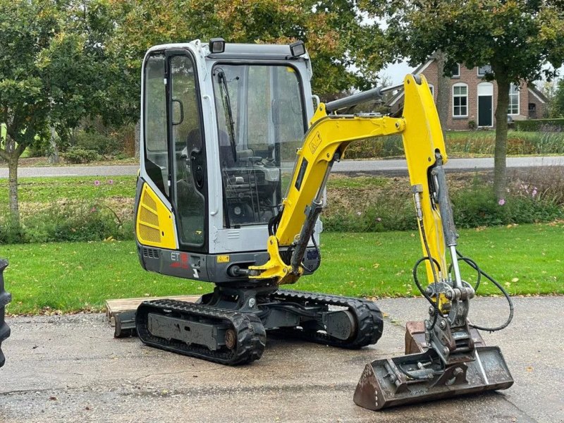 Minibagger van het type Wacker Neuson ET 18 MINI KRAAN RUPSKRAAN KANTELBAK, Gebrauchtmaschine in Ruinerwold