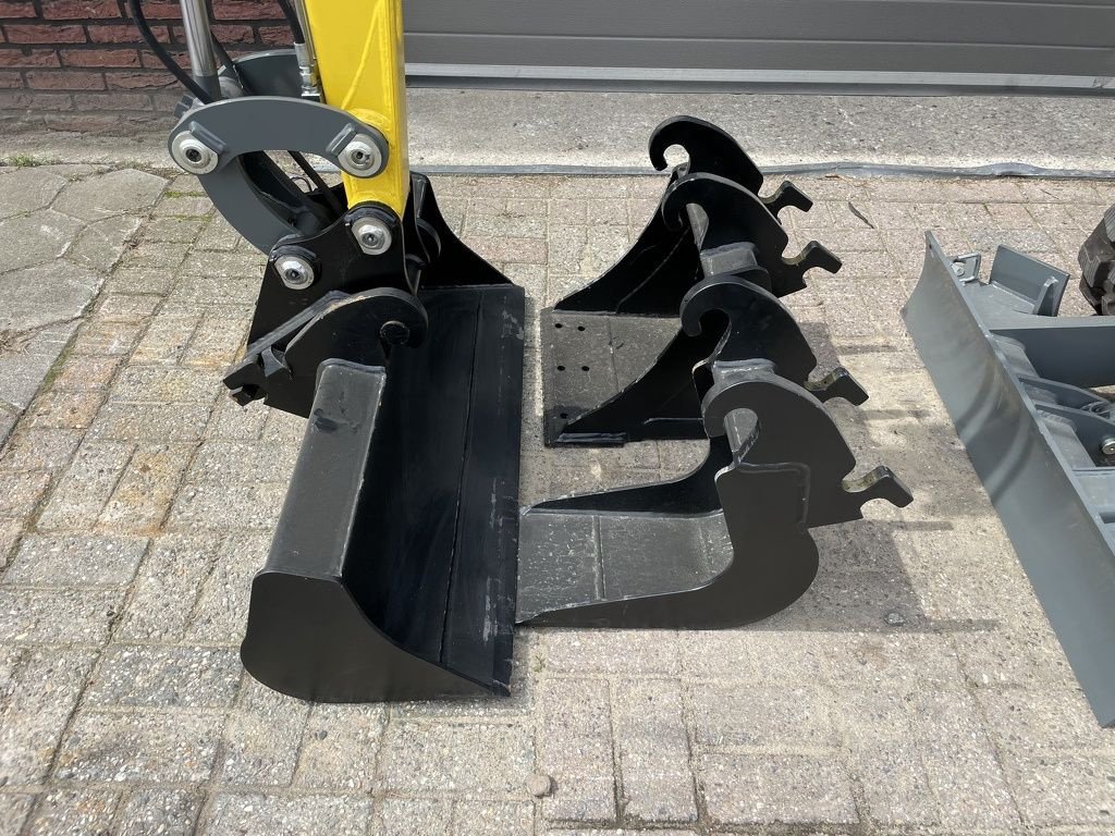 Minibagger typu Wacker Neuson ET16 minigraver NIEUW &euro;395 LEASE, Neumaschine w Neer (Zdjęcie 7)