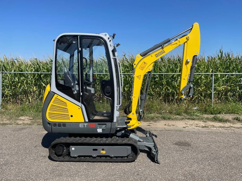 Minibagger of the type Wacker Neuson ET18, Neumaschine in Sittard (Picture 4)