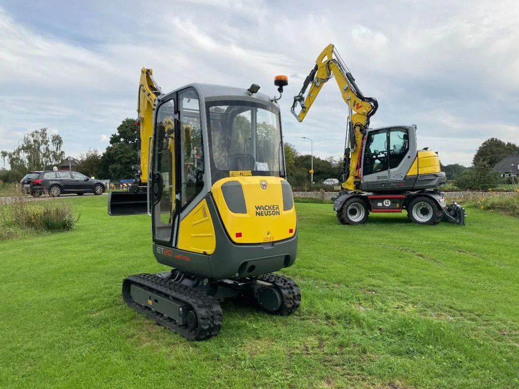 Minibagger of the type Wacker Neuson ET20 2 tonner minigraver, Neumaschine in Didam (Picture 4)