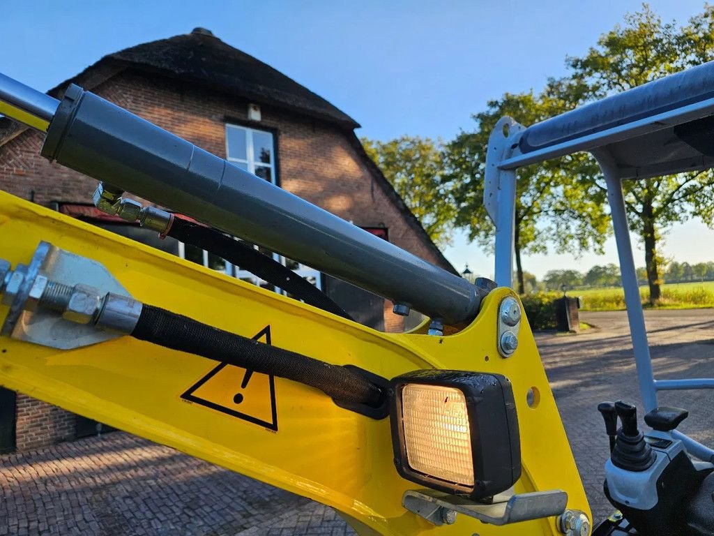 Minibagger van het type Wacker Neuson Ez17 2018 1270 uur graafmachine minigraver, Gebrauchtmaschine in Scherpenzeel (Foto 8)