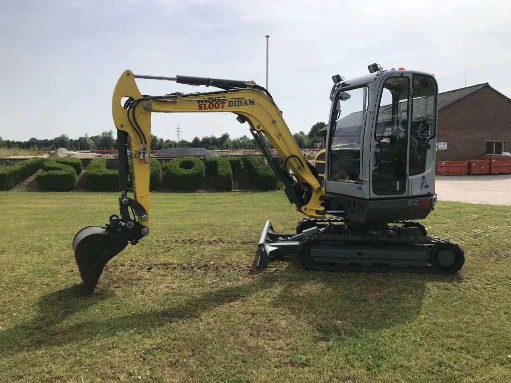 Minibagger of the type Wacker Neuson EZ38 4 tons minigraafmachine, Gebrauchtmaschine in Didam (Picture 2)