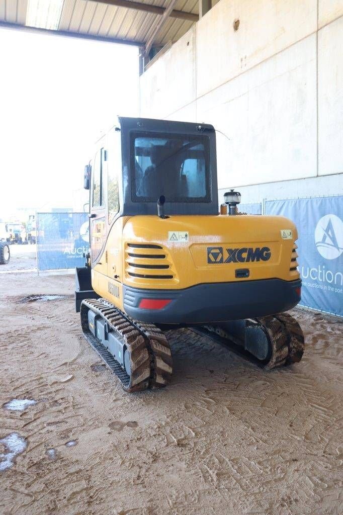 Minibagger des Typs XCMG XE60DA, Gebrauchtmaschine in Antwerpen (Bild 4)