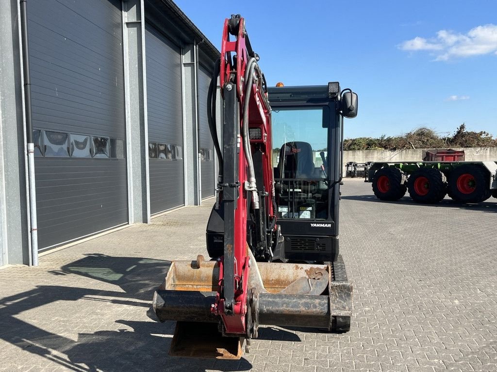 Minibagger van het type Yanmar 26V mini graver, Gebrauchtmaschine in Hapert (Foto 4)