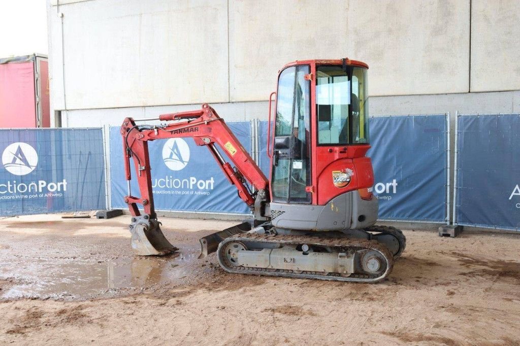 Minibagger del tipo Yanmar VIO25.4, Gebrauchtmaschine en Antwerpen (Imagen 3)