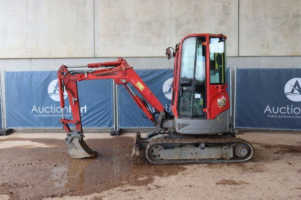 Minibagger typu Yanmar VIO25.4, Gebrauchtmaschine w Antwerpen (Zdjęcie 2)