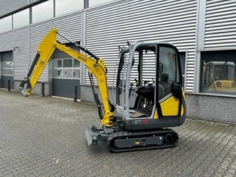 Minidumper of the type Wacker Neuson ET18 minigraver, Neumaschine in Roermond (Picture 1)