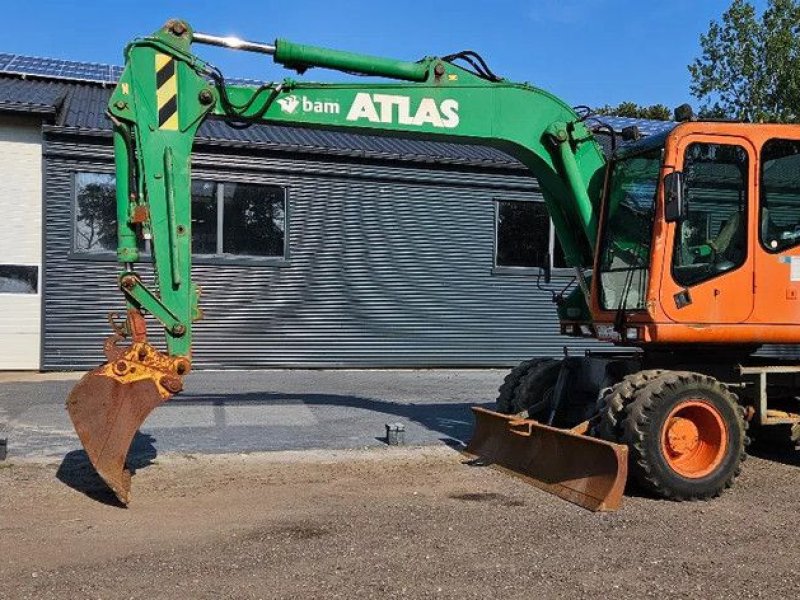 Mobilbagger van het type Atlas 1304, Gebrauchtmaschine in Scharsterbrug