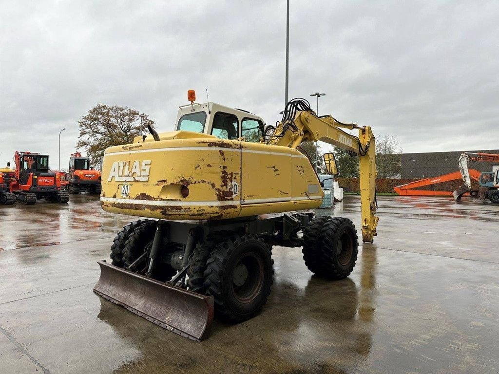 Mobilbagger Türe ait Atlas 1304M, Gebrauchtmaschine içinde Antwerpen (resim 4)